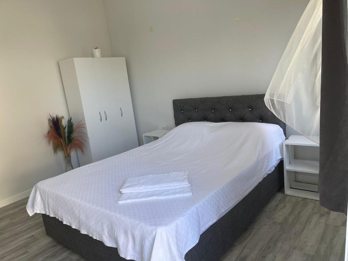 Merlin Apart Otel Карабурун Екстериор снимка