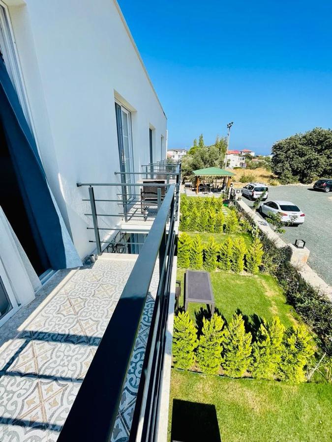 Merlin Apart Otel Карабурун Екстериор снимка